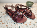 Sandalia Elixir Carmesí. precio $ 200.00